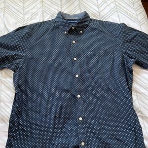 Navy, Slim fit Old Navy dress shirt - sz LG